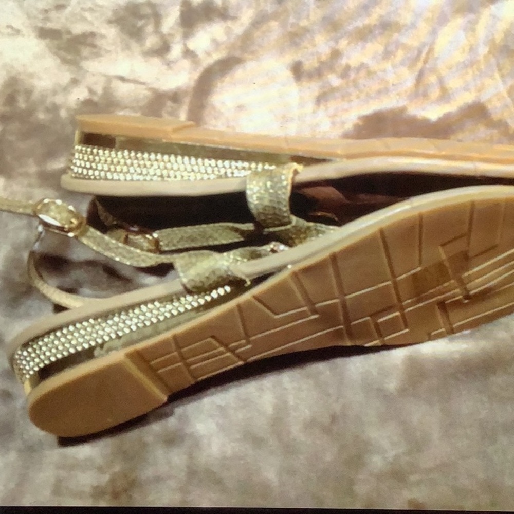 Sandals - Picture 2 of 2